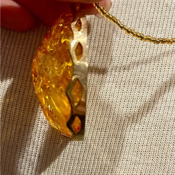 Teardrop Pendant with Yellow Stone in 20” Beaded Necklace - Picture 5 of 6